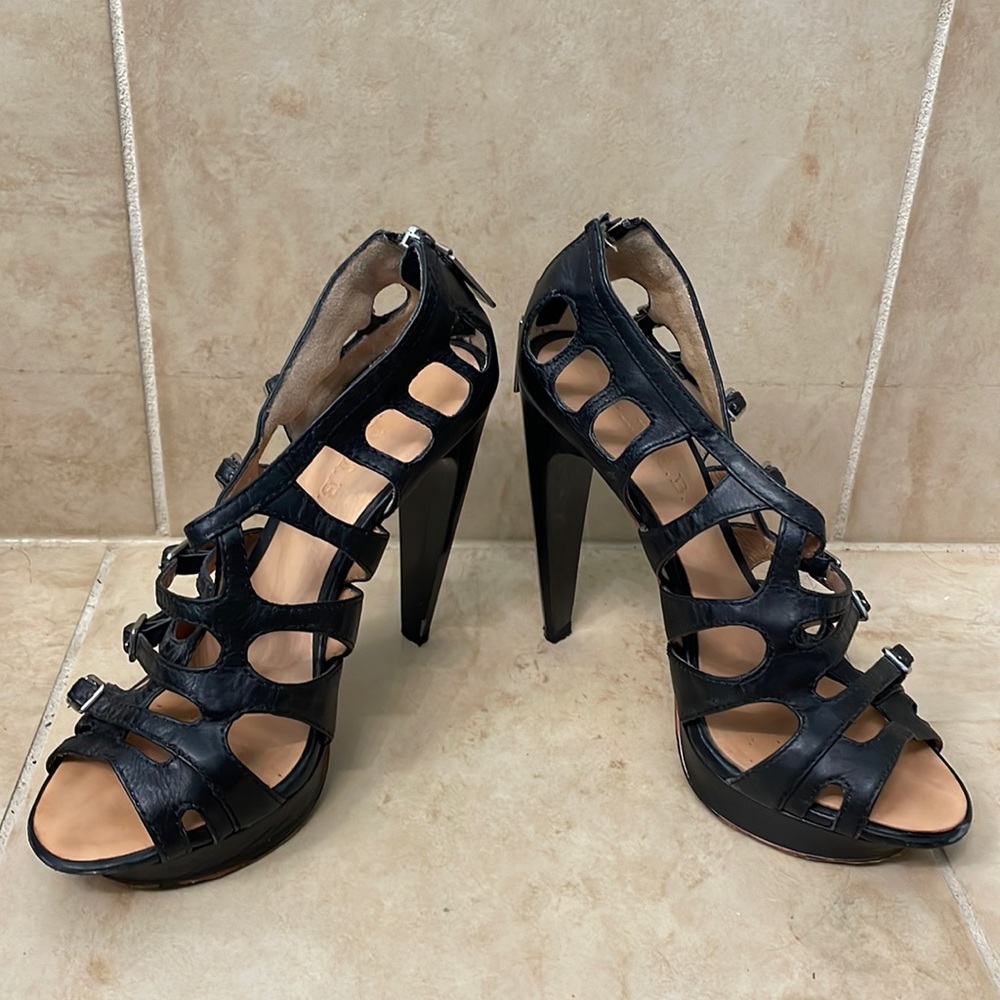 L.A.M.B black leather caged sandals. Size 7